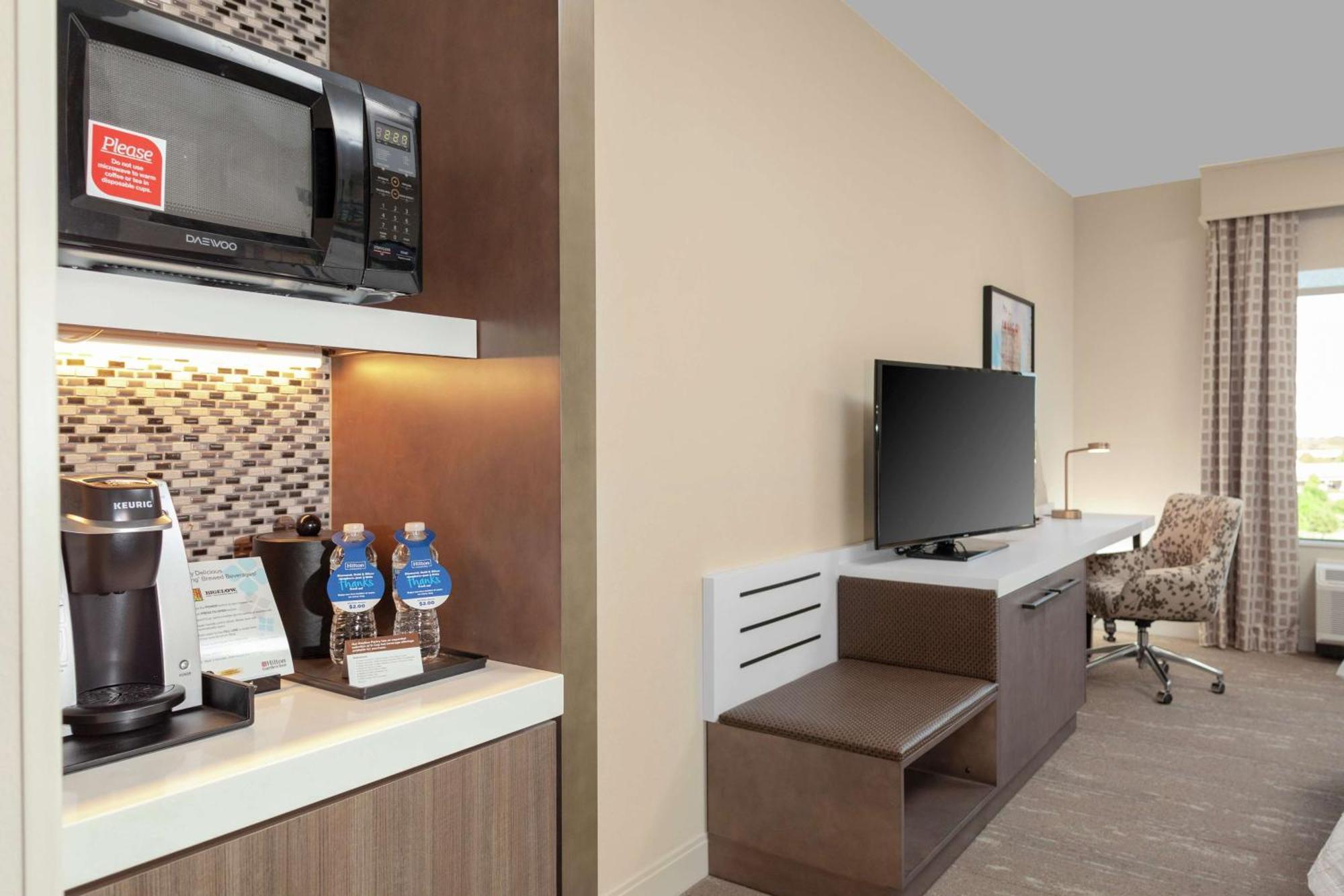 Hilton Garden Inn Waco Exterior foto